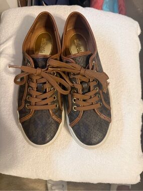 Michael Kors Brown and Dark Brown Logo Low-Top Sneakers